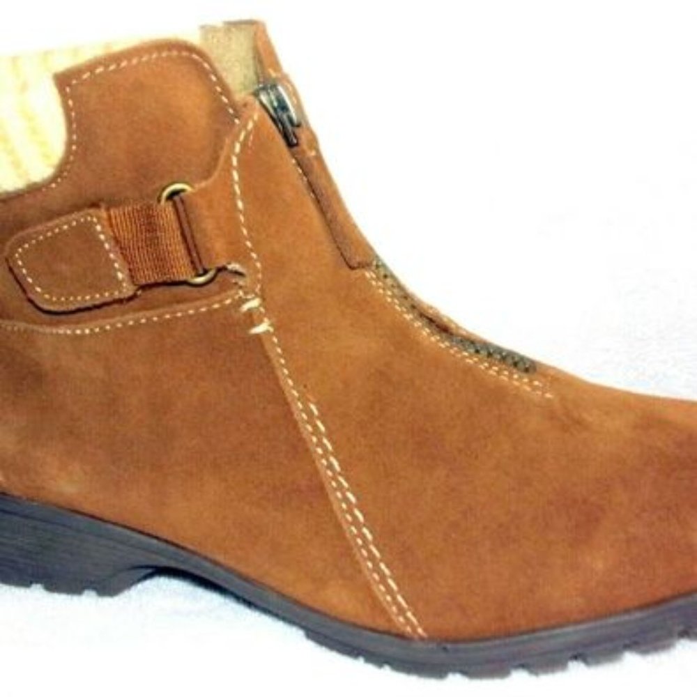 NWT Boots 11W New Sporto Micha Tan Waterproof Suede Knit Collar Bootie 11W